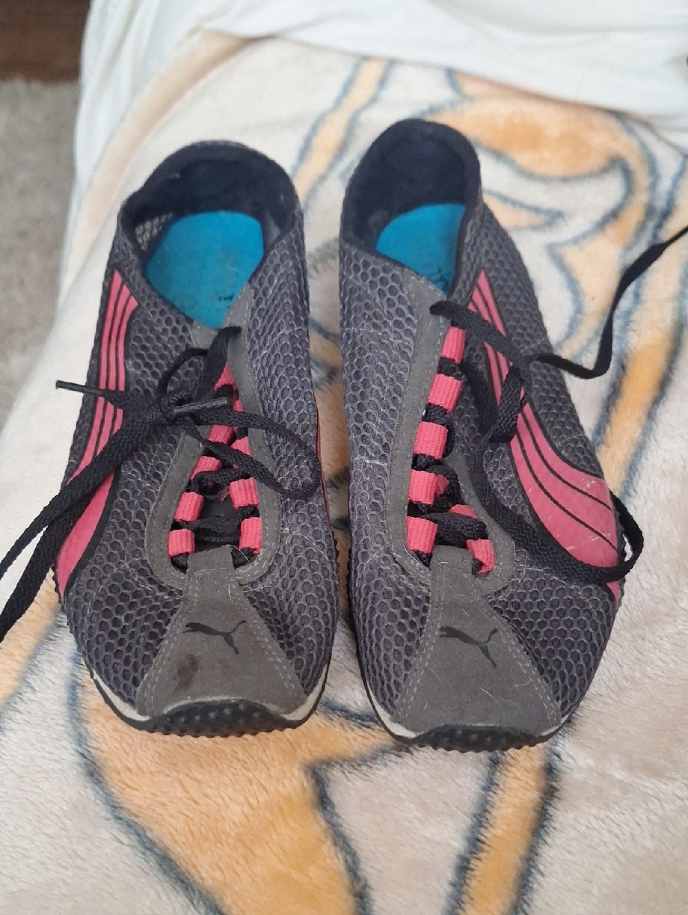 Puma Women’s Gray and Pink Mesh Athletic Sneakers